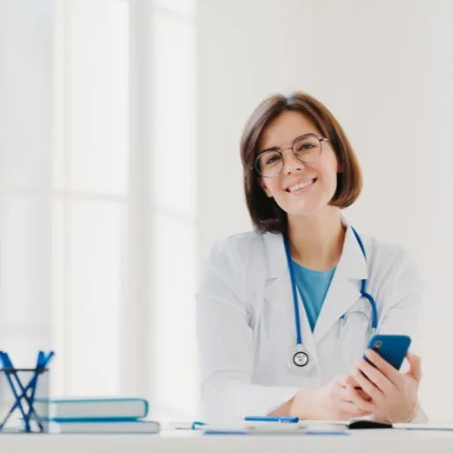 Health professional reviewing the JointsAid joint formula